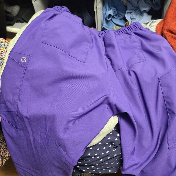 WonderWink Scrubs - Picture 3 of 6